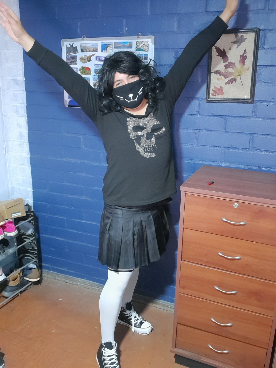 Daap2112's tweet photo. ¿Pueden creer que aun hay personas que creen que soy hombre? 🤭💕 #femboy #trans #chile #martes #skirt https://t.co/IEacKU16U7