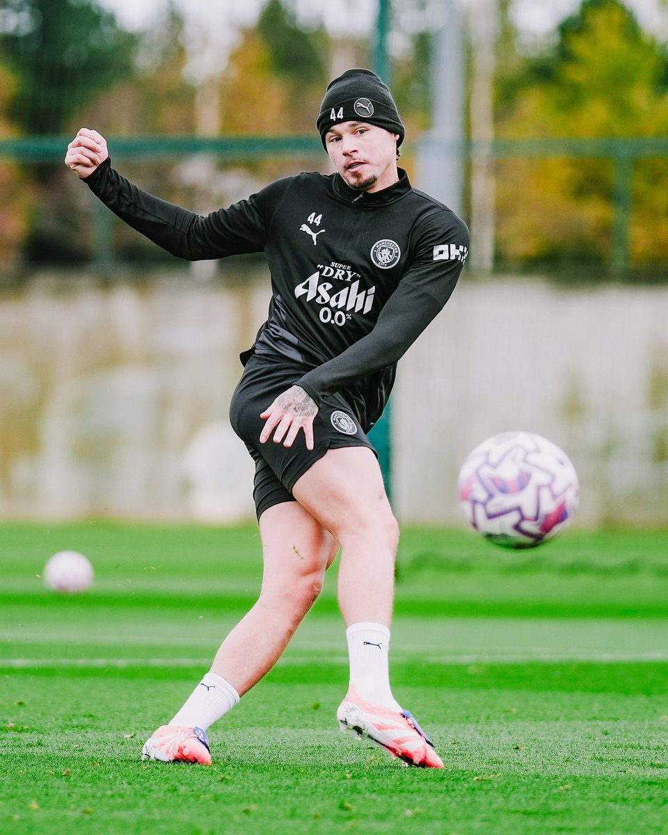 VOS91301's tweet photo. OFFICIAL: Kalvin Phillips has joined Sheffield United from #ManCity on loan for the 2026/27 season. https://t.co/uxZuCaWJRS