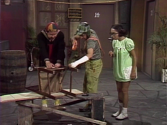 ForumChaves's tweet photo. Mais um episódio de Chaves no ar pelo SBT: "Quanto mais quente, pior! - parte 2" (1977) https://t.co/Zb3ob6yrPJ