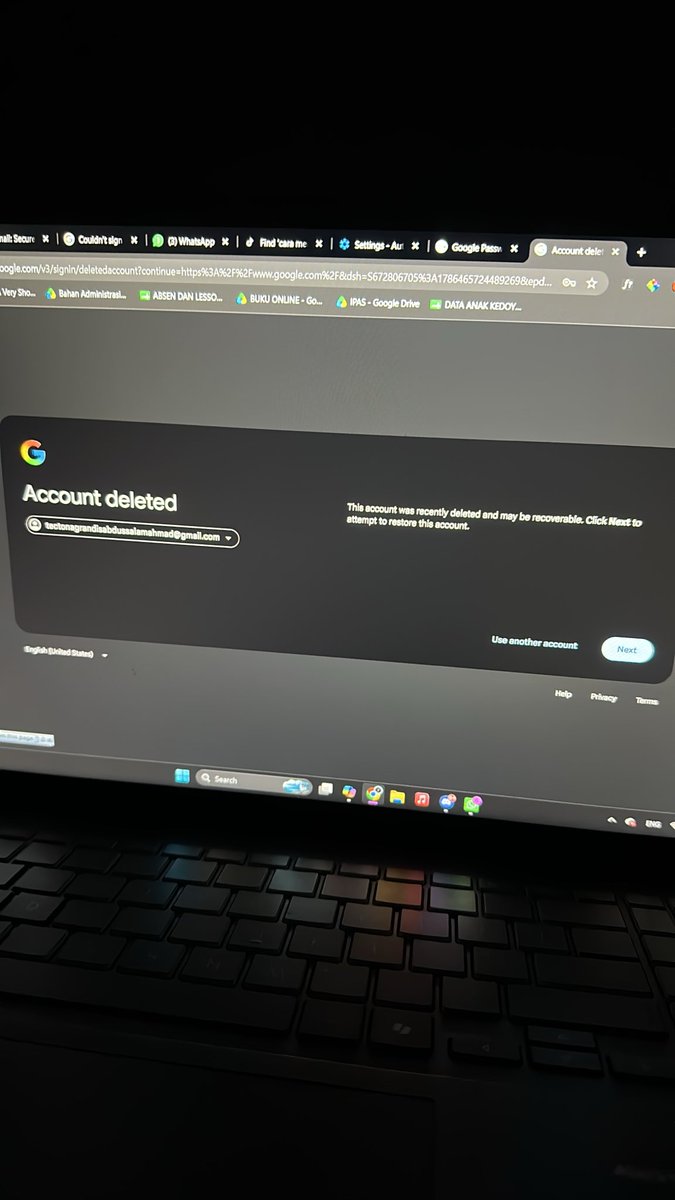 phoenixbyblos's tweet photo. @TeamYouTube please help me my mail got hijacked they remove my mail and my recovery account

My channel: Tectona Grandis Abdussalam Ahmad https://t.co/KjO7v5P6rw