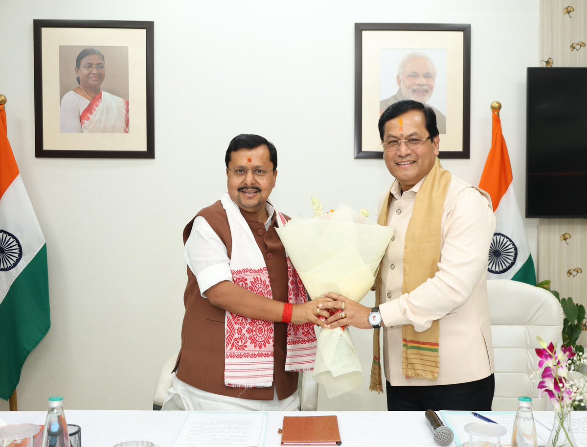 sarbanandsonwal's tweet photo. The NDA MPs' Toli led by Hon'ble National President of @BJP4India Shri @NitinNabin ji met at my official residence in New Delhi today. 

Engaged in extensive &amp; productive discussions regarding the current political and national scenario, and other key issues. https://t.co/QJR1UO4DnJ