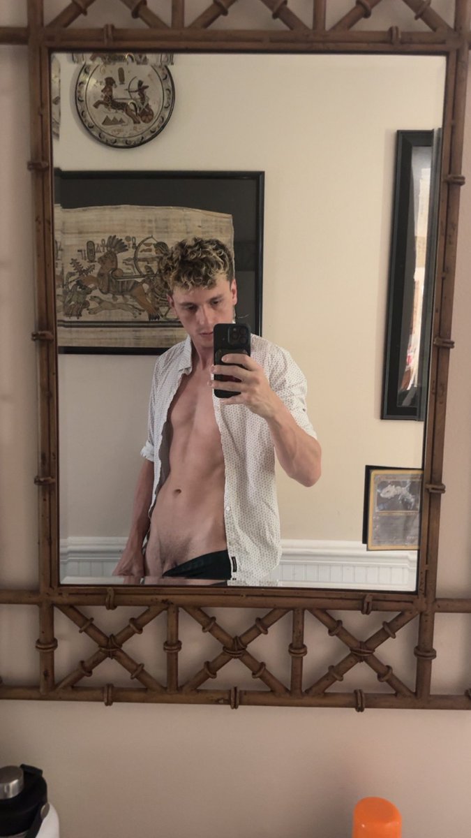 dylanlust26's tweet photo. Should I start an OF? Would you subscribe?  

#OnlyFans
#ExclusiveContent
#SpicyContent
#18Plus 
#NSFW
#NSFWContent
#TwitterNSFW
#XNSFW
#SpicyTwitter
#Explore https://t.co/9F66txT3m7