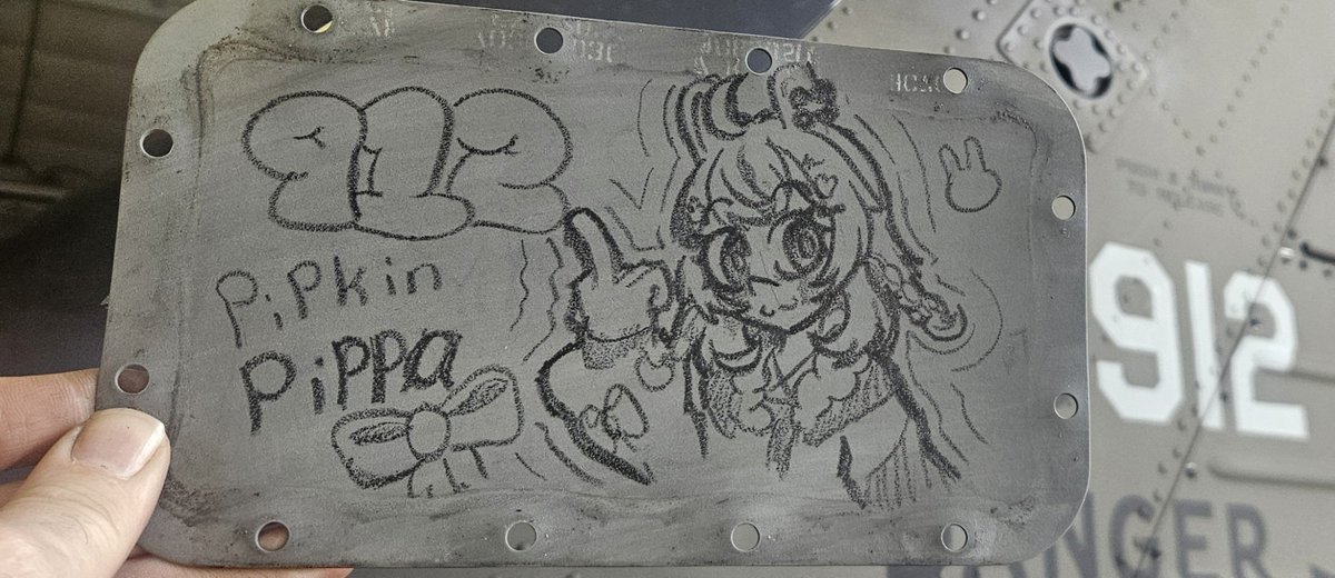 ADHiDefinition's tweet photo. Drew @pipkinpippa on a UH-60M Blackhawk.
#MMOARTPG https://t.co/GbakJuXYCW