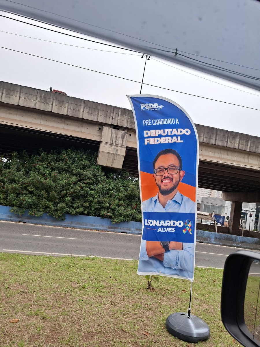 babiestranha's tweet photo. Oq o Raphael Montes ta fazendo em mauá como deputado?? https://t.co/8Lfz48Rmk2