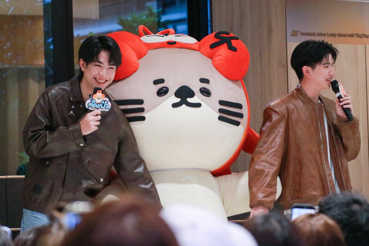 skytho_44's tweet photo. ครอบครัวทะเลกุ้งน่ารักจังงง 🫳🏻🥺

W101 SERIES PRESS TOUR

#WEIRDO101Series
ꕤ꒰ #sea_ta_lay , #keenkeno | #seakeen ꒱ꕤ https://t.co/dhKXHRBQk1