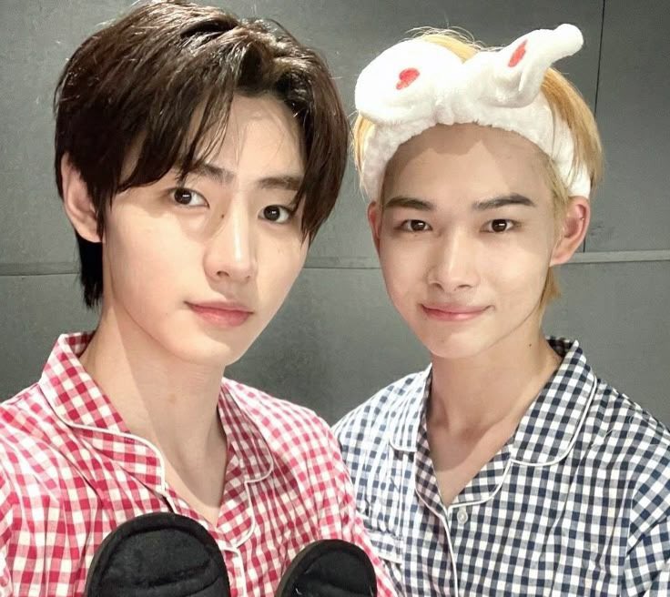 iaevso's tweet photo. 운명즈사랑하오….♥ https://t.co/ZE1LCp6OSE
