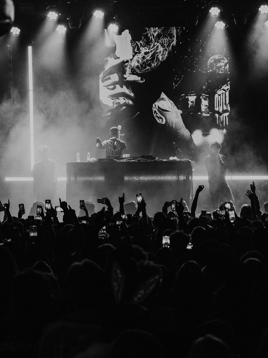 RubysNephew's tweet photo. Lil Peep’s Mom and Brother have announced a North America &amp; EU tour celebrating his 30th birthday 🕊️

tickets go live Friday, August 14th https://t.co/f4GbsKXSd6