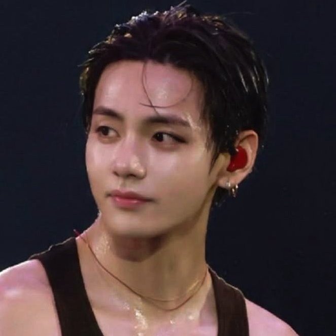 thvgaggedme's tweet photo. god created men and sent taehyung as an apology. https://t.co/5qTWySMj9g
