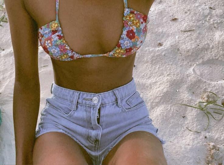 Brunaecoz's tweet photo. Oi amores, fiz 18y a pouco tempo e to pensando em produzir conteúdo +18, o que acham? Chama DM pra contar/conversar 

#PINTOSAWARDS #PINTOAWARDS #XOTAAWARDS #XOTAWARD #PINTOAWARD #pintoawardsㅤPINTOSASWARDSBR #brotheragem #pintoawards #novinha #sub https://t.co/s1CU0Iz4en