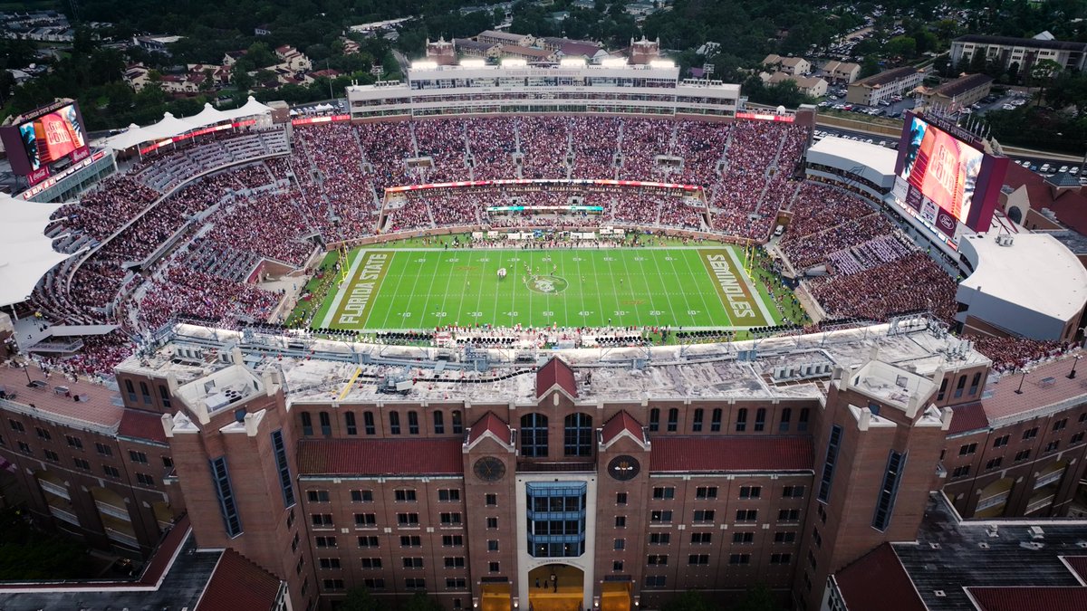 Seminoles's tweet photo. A new era of game-day dining is here!🍢

Florida State has signed Aramark as the Seminoles' exclusive food provider for athletics venues, fully synchronizing all food service with the leader in campus dining to provide a convenient and elevated experience for all Florida State fans.

Learn more ➡️ https://t.co/AGGaN98H3n