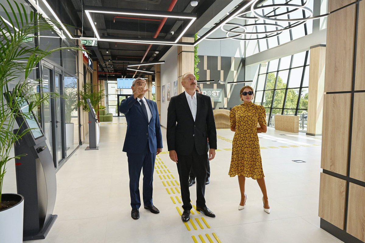 1VicePresident's tweet photo. ✔Avqustun 11-də Azərbaycan Respublikasının Prezidenti İlham Əliyev və birinci xanım Mehriban Əliyeva Əmək və Əhalinin Sosial Müdafiəsi Nazirliyinin tabeliyində olan DOST Agentliyinin Naxçıvan Regional DOST Mərkəzinin açılışında iştirak ediblər.
✔On August 11, President of the Republic of Azerbaijan Ilham Aliyev and First Lady Mehriban Aliyeva attended the opening of the Nakhchivan Regional DOST Center of the Agency for Sustainable and Operative Social Provision (DOST Agency) under the Ministry of Labour and Social Protection of Population.
✔11 августа Президент Азербайджанской Республики Ильхам Алиев и первая леди Мехрибан Алиева приняли участие в открытии Нахчыванского регионального центра DOST Агентства DOST при Министерстве труда и социальной защиты населения.

#IlhamAliyev 
#MehribanAliyeva