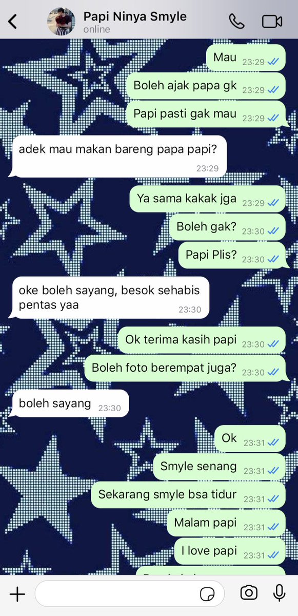 taleftunsaid's tweet photo. smyle kalo mengechat papi ni spt apa ya? 

#skynani onetweet au ft neona smyle https://t.co/0p1UELPoP6