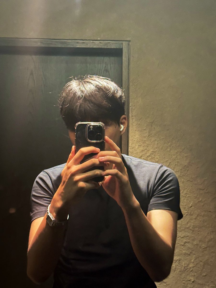183ookwjsi's tweet photo. 같이 카페가서 성향 얘기할사람 
#에세머 #에세머트친소 https://t.co/cDpj5gj2zM