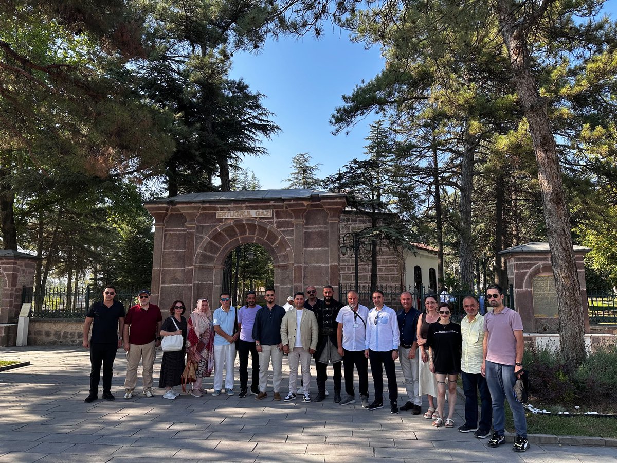 guneymarmarabtk's tweet photo. TÜRSAB Güney Marmara BTK olarak, Bilecik İl Kültür ve Turizm Müdürlüğü ile Troya Travel iş birliğinde, Bilecik Destinasyon Tanıtım ve Acenta Bilgilendirme Gezisi Projesi kapsamında bölge acentalarımızın katılımıyla günübirlik bir tanıtım gezisi gerçekleştirdik. https://t.co/N0QLQ7EY3s