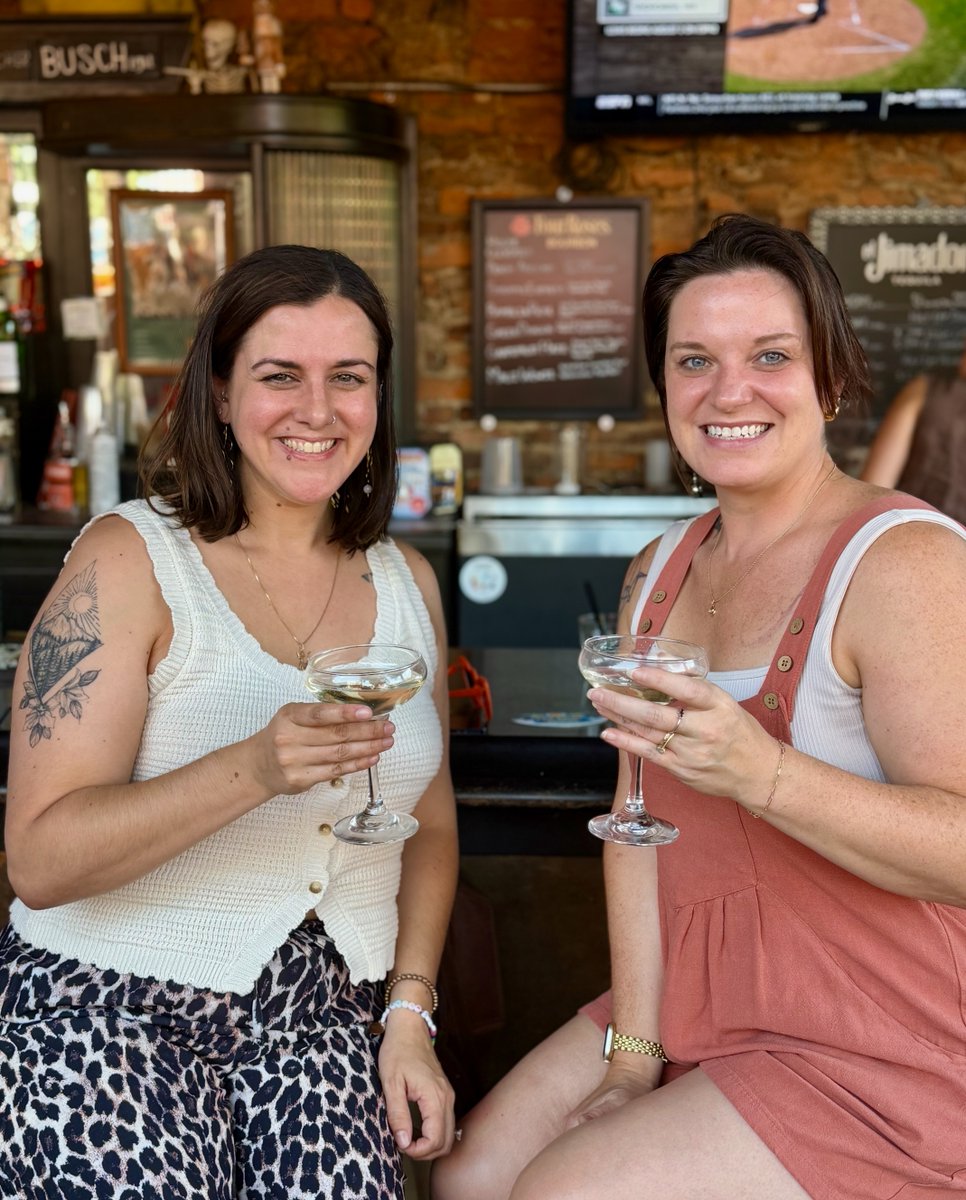 RosedaleOTR's tweet photo. Just a casual reminder that drinks are half-price from 4pm - 7pm. ✨ Happy hour starts when you get here. https://t.co/eGfcG5zgCk
