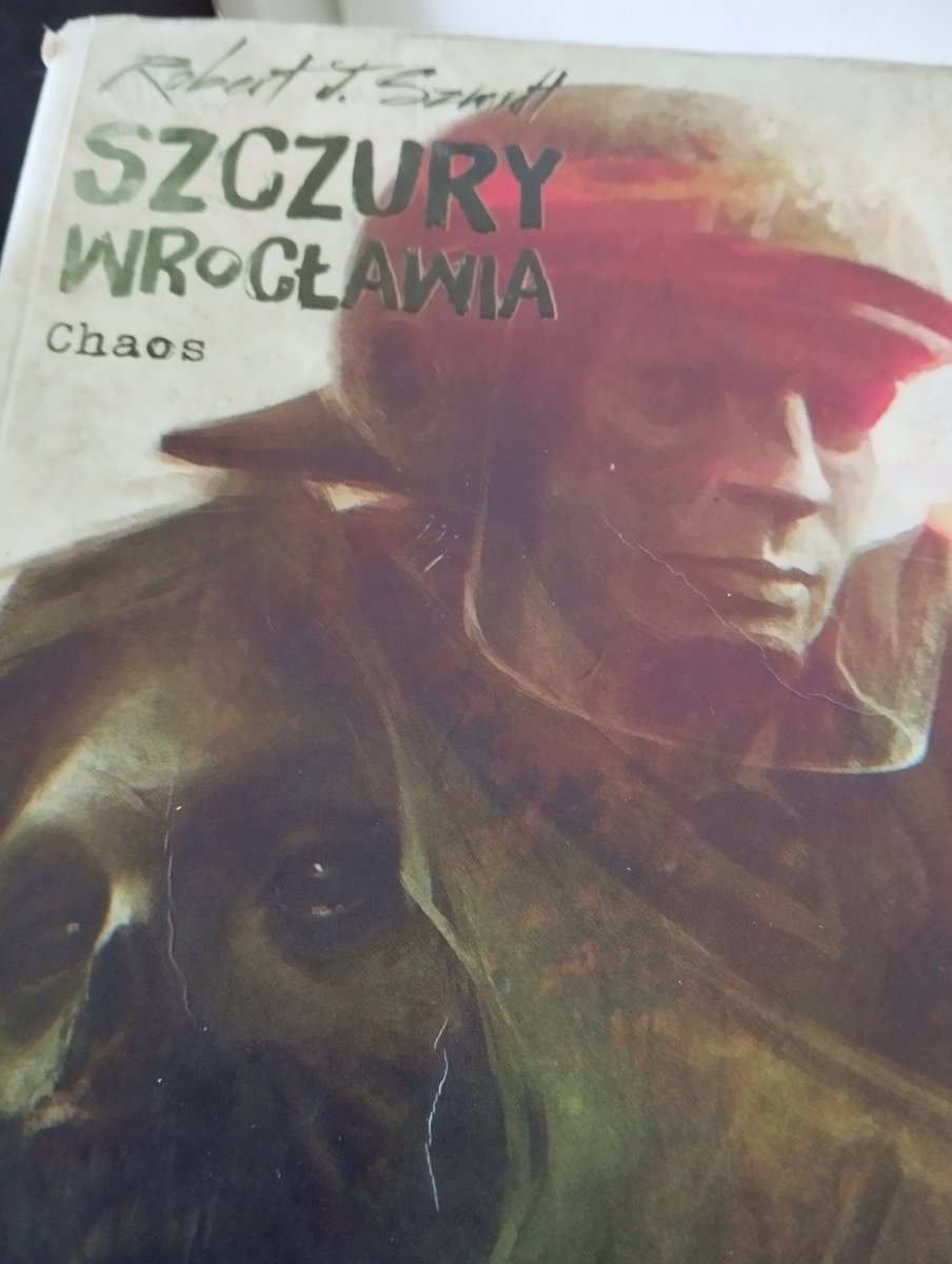 avvrores's tweet photo. W końcu skończyłam 😓
Oddam autorowi to, że świetnie sobie radzi z pisaniem scen śmierci w których czuje się absolutną beznadzieję i bezradność. Ale tak poza tym miałam ogromny problem ze znalezieniem rytmu/wczuciem się w trakcie czytania. Postaci była masa i co chwila umierali+ https://t.co/izlVO9MttY