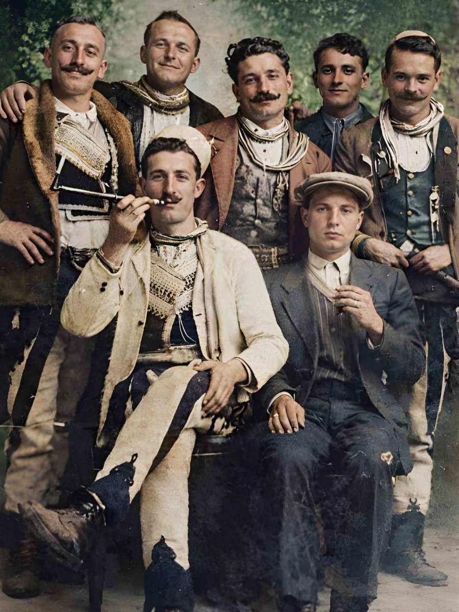 utilitaryan's tweet photo. Eastern Europe (Non-EU) posters will save the timeline https://t.co/ehlFrqh1XP
