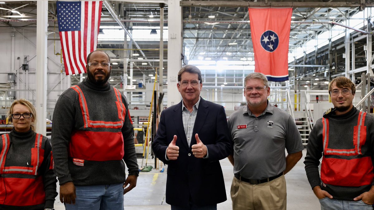 SenatorHagerty's tweet photo. Day one of my sixth annual Economic Development Tour started with one of the largest employers in Hawkins County, Cardinal Glass. 

As one of the leading residential glass producers in the country, they keep our homes and businesses looking great, all while demonstrating an incredible dedication to product quality. 

Thank you to Cardinal Glass for their hospitality and continued commitment to excellence in Tennessee innovation!