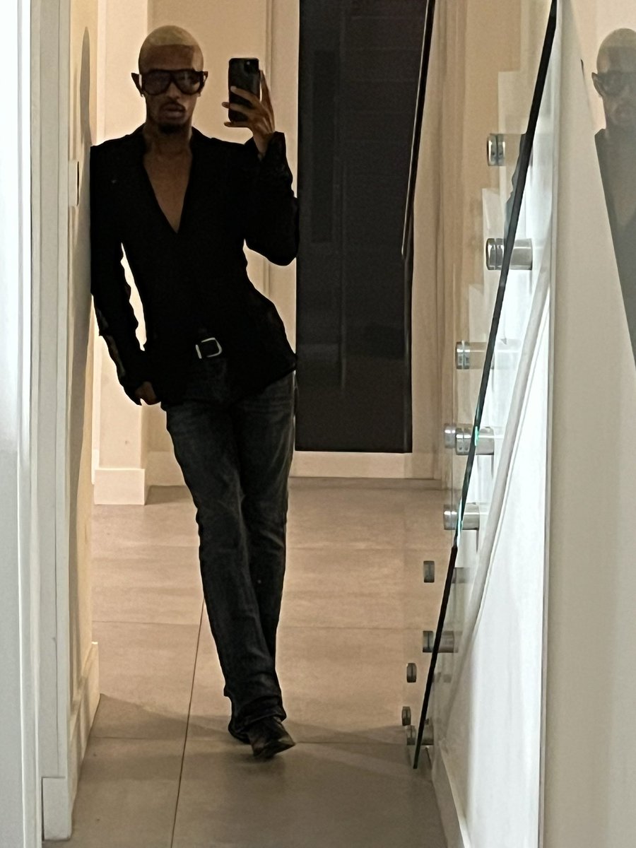 TheJStylex's tweet photo. 🖤🖤 https://t.co/jQsviV0Wme