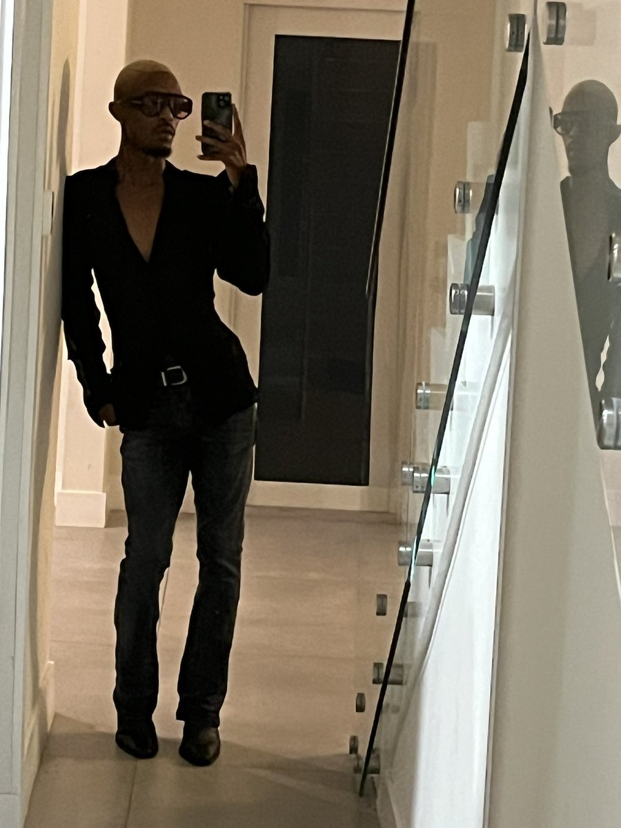 TheJStylex's tweet photo. 🖤🖤 https://t.co/jQsviV0Wme