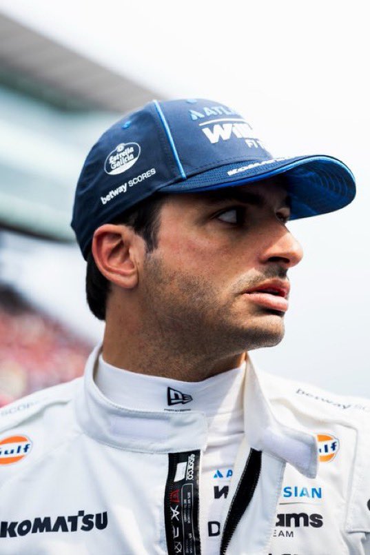 ElPredestinato's tweet photo. 🚨 💣 BREAKING NEWS!!

Carlos Sainz has said "YES" to Red Bull!

The paddock is absolutely SHOCKED

Especially Red Bull since they have not asked him anything https://t.co/ForQtw3lJr