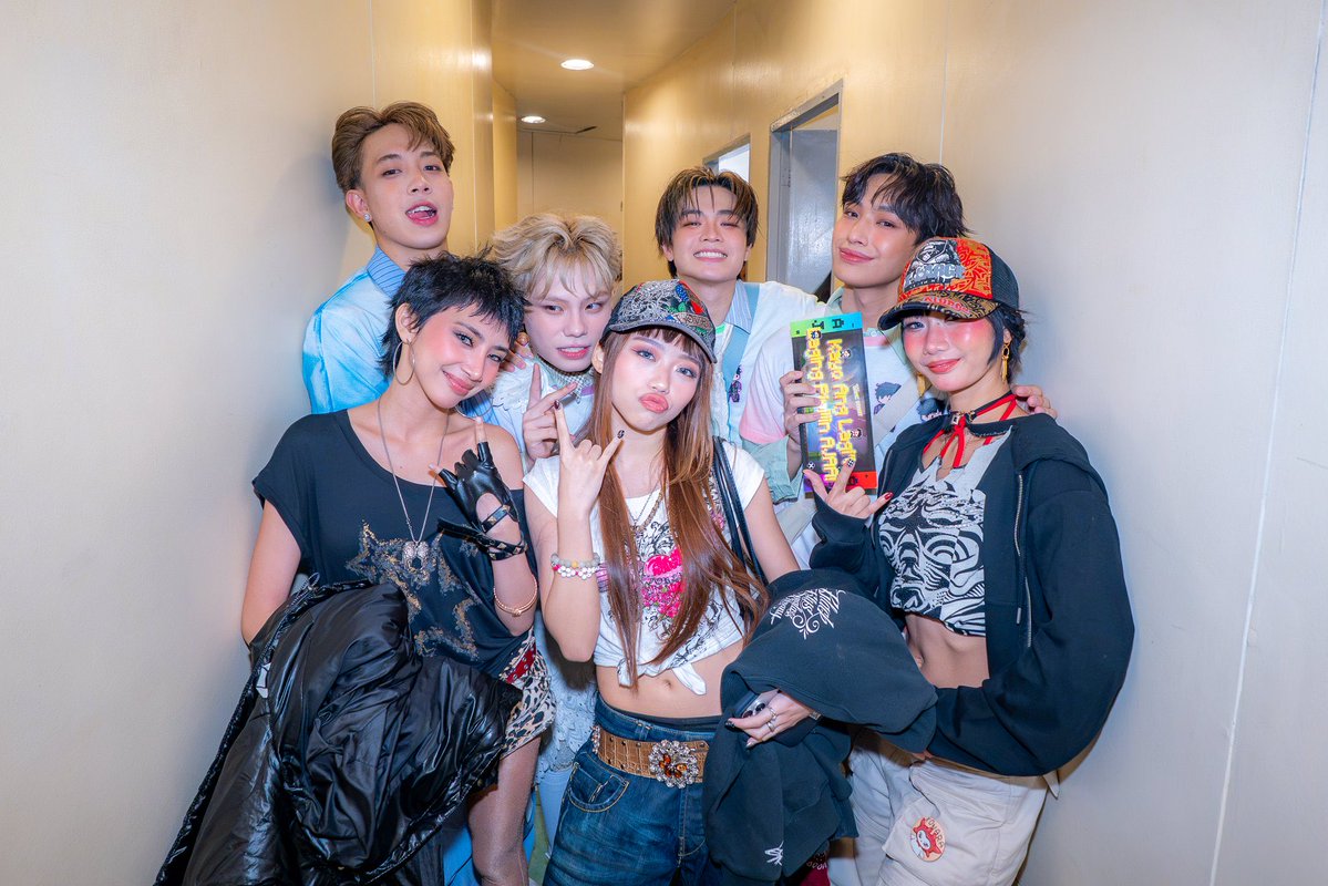 AJAAofc's tweet photo. The P-POP community support was at an absolute 100% for GAME START. Having our fellow artists in the Skydome made this milestone so much more special. 🔥

A massive, heart-filled shoutout to VXON, KAIA Angela and, XONARA for pulling up and taking photos with us.

Huge love and gratitude as well to G22, Yes My Love, 1621, AZTER, 6SENSE Hunter, Cloud 7 Egypt, DNA, NXT, and GenZix for coming through to support our big night! Your love means everything to us! 💖

#AJAA
#AJAAGameStart
#AJAAFirstConcert
#CornerstoneConcerts
