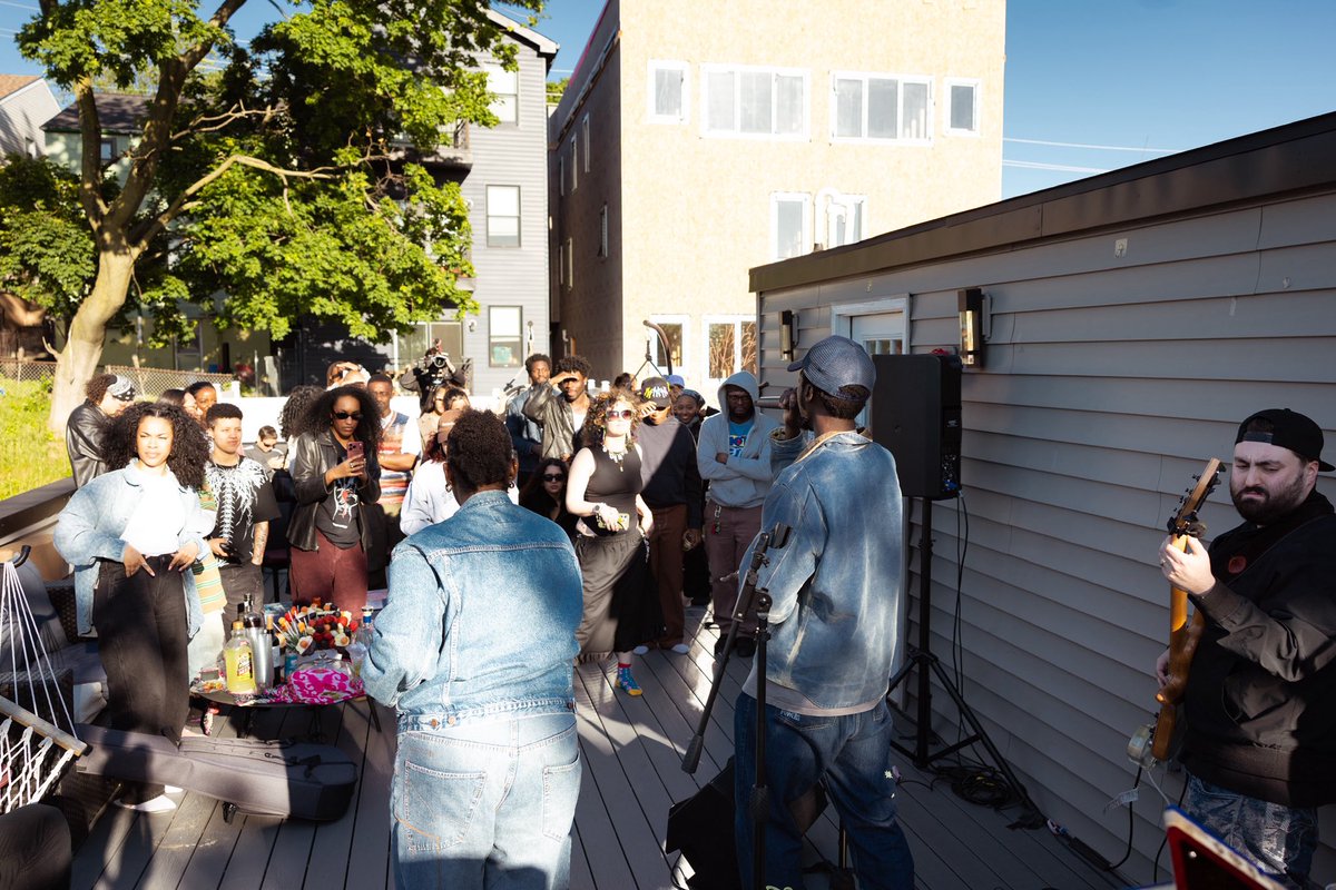DAPTheContract's tweet photo. Welcome to the The Terrace Collective 🏡💙

Celebrating life and community (and my birthday 🎂) live from the terrace. Couldn’t ask for a better day. Let’s do it again soon 👀

RECAP - https://t.co/fDDTj03D0m

HOUSE OF BLUE w/ Bymaddz OUT NOW 💙💙

📸 Erica Harris DeValve https://t.co/NxcMYaXsMS