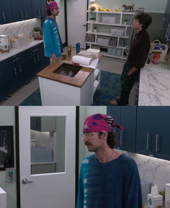 rbbq's tweet photo. Barrett/Drew are planning to tell Angela/Dee/Devens about the Icon Target Plan they were included in, but wait until Thursday.  They're going to say they needed to wait until after the vote because Barrett was on the block and they couldn't risk the votes flipping on Barrett. #BB28