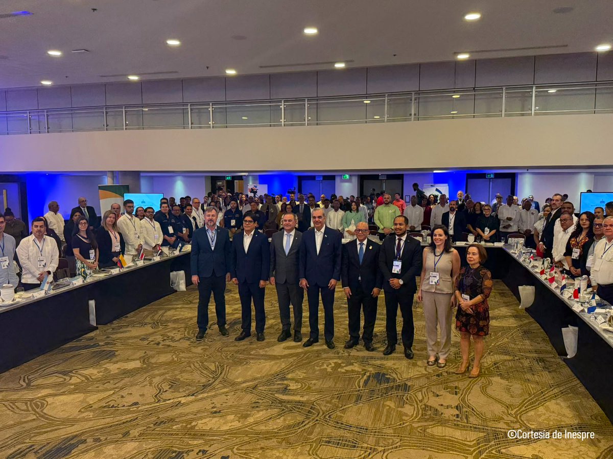 faodominicana's tweet photo. 🧵 Hoy inicia en 🇩🇴 la XI Reunión de la Red SPAA, con la participación de 15 países de América Latina y el Caribe.
Un espacio para compartir experiencias y construir soluciones que fortalezcan los sistemas públicos de abastecimiento y comercialización de alimentos.

@InespreRD https://t.co/gDvJBAFnwh
