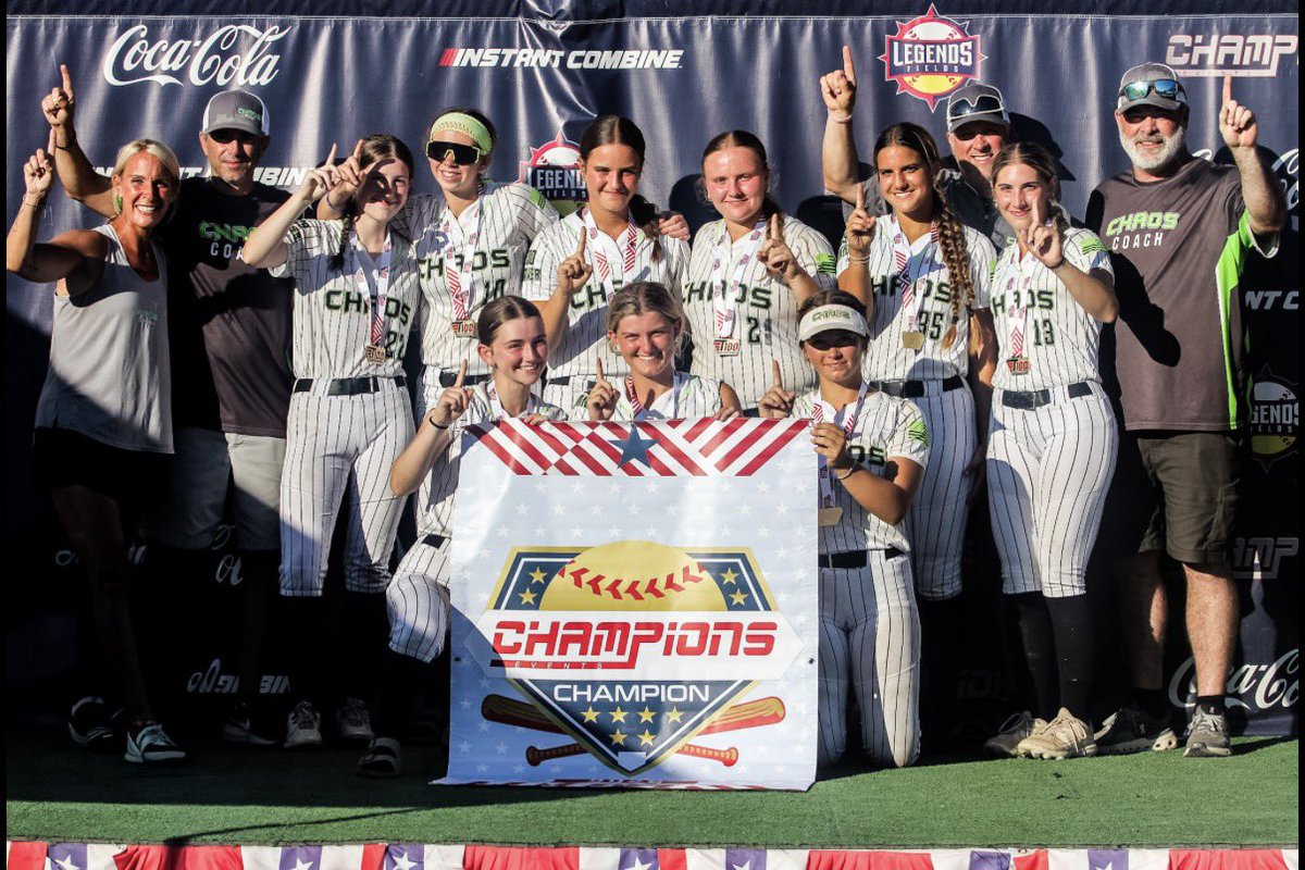 AllieMPowers19's tweet photo. Thank you @SSChaos26 @SSChaosPremier for everything you have taught me! I have made amazing friendships, and I have had some of the best coach’s that were always there supporting and believing in me. I will never forget all the memories and laughs I have made with Choas! Gonna miss everyone so much! Love you guys!! Go green #7