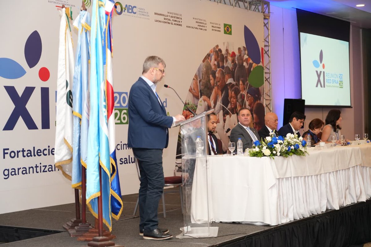 FAOBrasilCoop's tweet photo. Arnoldo de Campos, Director de Operaciones de Abastecimiento de @conab_oficial, subrayó que los sistemas públicos de abastecimiento de alimentos cobran cada vez mayor importancia ante la creciente incertidumbre y los efectos de las crisis climática y geopolítica.
@faodominicana https://t.co/8qksF6lsqM