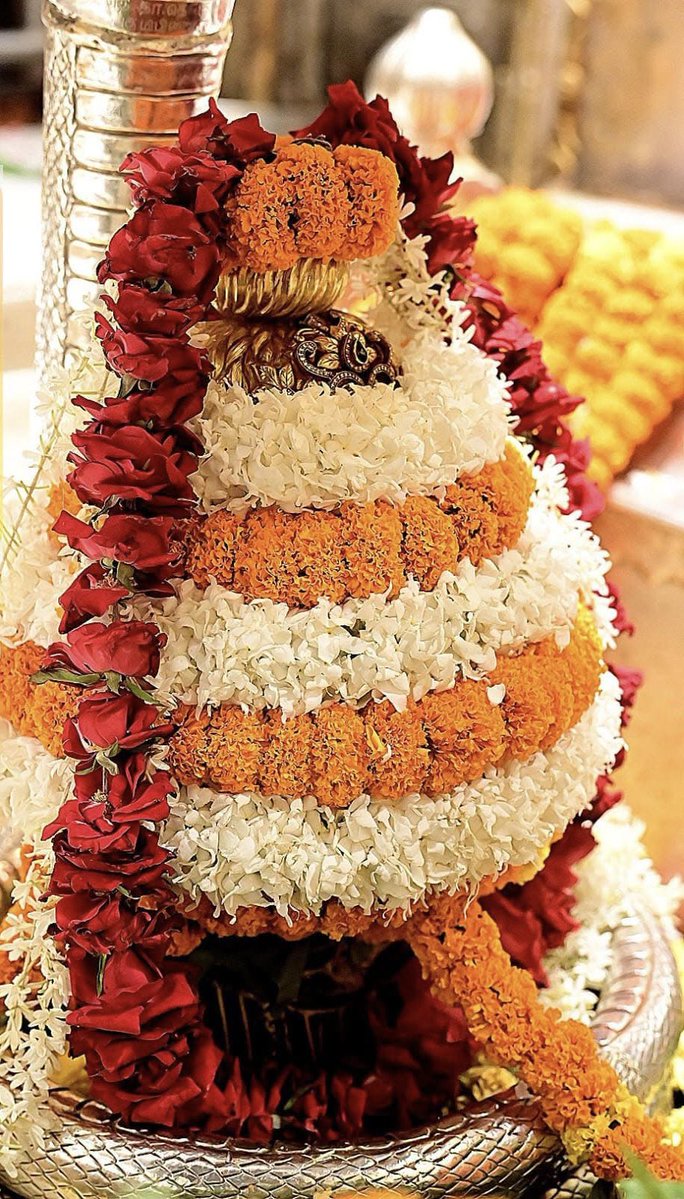 12Jyotirling's tweet photo. श्री काशी विश्वनाथ ज्योतिर्लिंग जी के आज शयन आरती श्रृंगार के दिव्य दर्शन 11.08.2026 https://t.co/wees6ykRLX