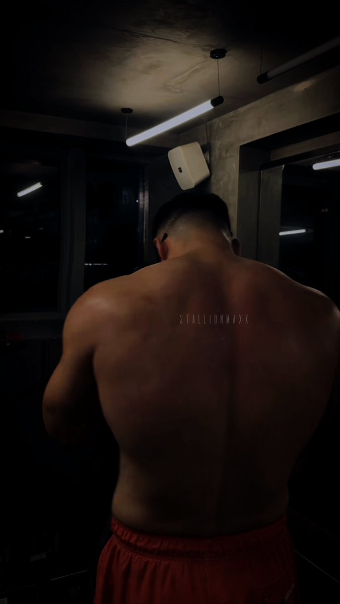stallionmaxx's tweet photo. 🦍 https://t.co/I028r578IN