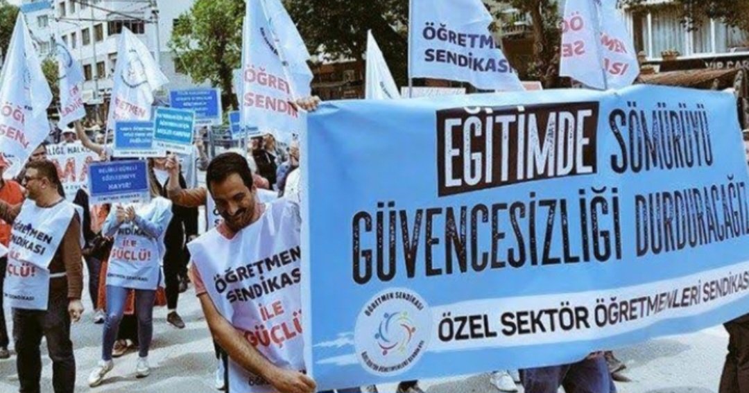 ToplumsalMht106's tweet photo. Öğretmenler Sendikası Kazandı!

KPSS’yi geçmesine rağmen mülakat puanları nedeniyle mağdur olan öğretmenlerin direnişi sonuç verdi.

​Özel Sektör Öğretmenleri Sendikası ve Mülakat Mağduriyeti Platformu, yürüttükleri açlık grevleri ve eylemler neticesinde zafere ulaştı; öğretmenler hakkını aldı.