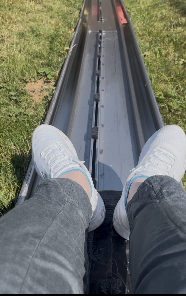 Stefylla's tweet photo. Today I could tick off something off my Yizhan 🪣 list, I managed to ride THAT toboggan 🇨🇭🫣💛
They don’t allow videos on the ride down anymore, but sneaked one while getting dragged back 🫣
Tried to channel you XZ, but impossible feat 🥹💛
(the ⛰️here are seriously GORGEOUS) https://t.co/U4r64RTE22