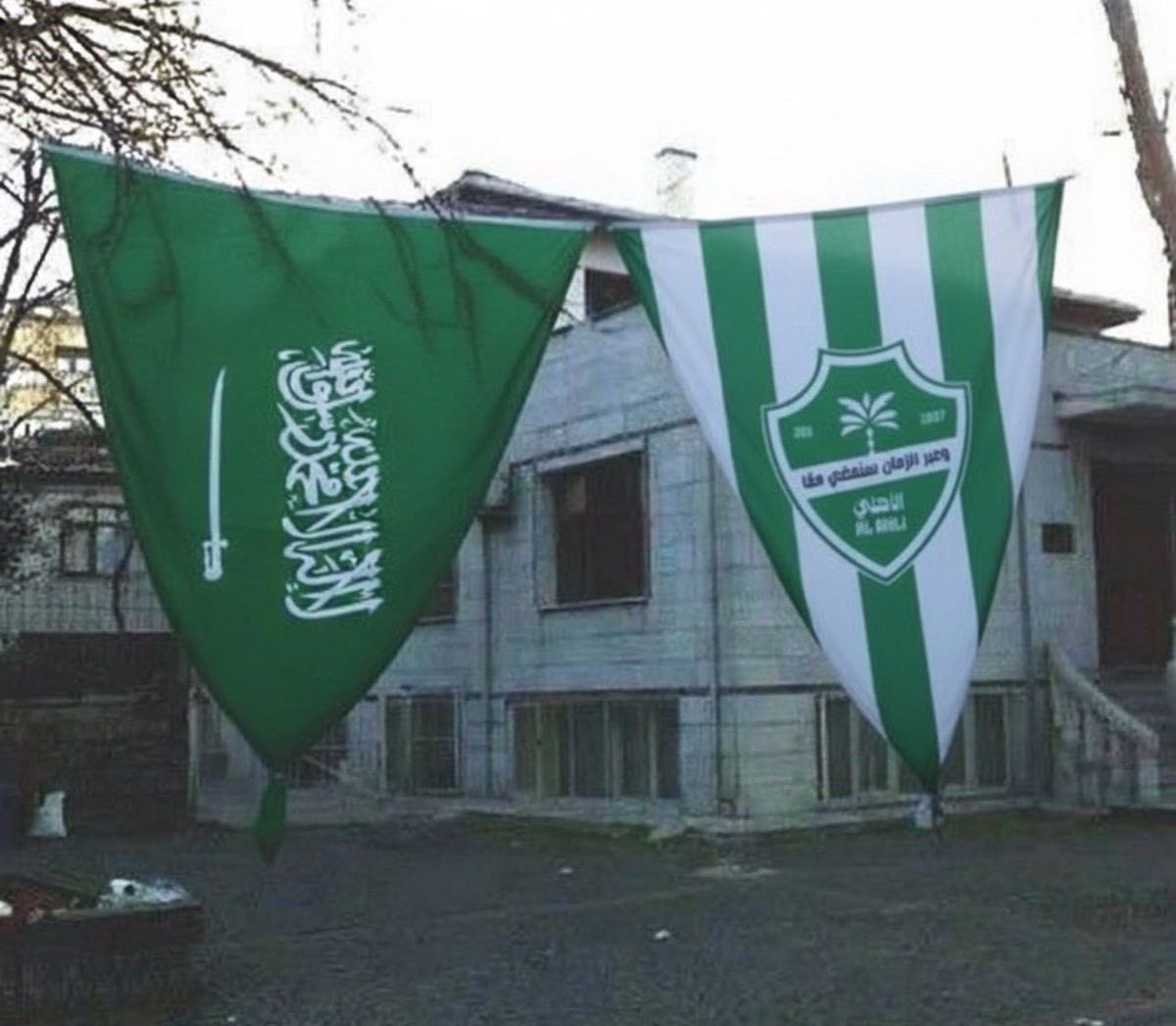 afckni's tweet photo. والله إنّك بريئ من الخطا والذنوب
وأدري إنّك على سود الليالي مسيّر https://t.co/pwyByAgrcI
