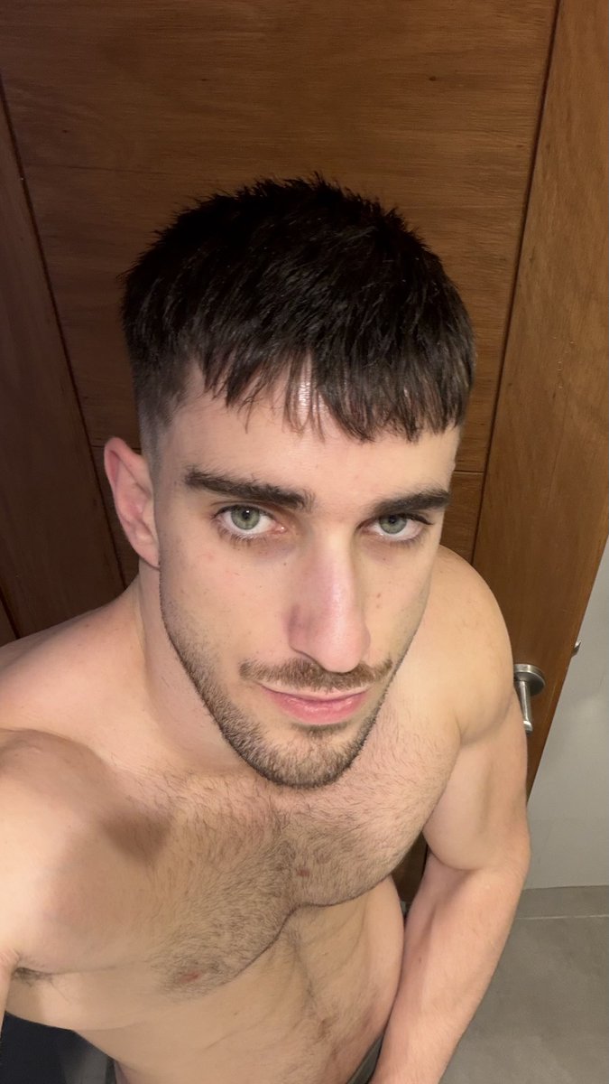 alvaro_loreenzo's tweet photo. RT if you’d like to see more 👀
👇
https://t.co/sEdHQ5E8aS https://t.co/HHSqyI1kte