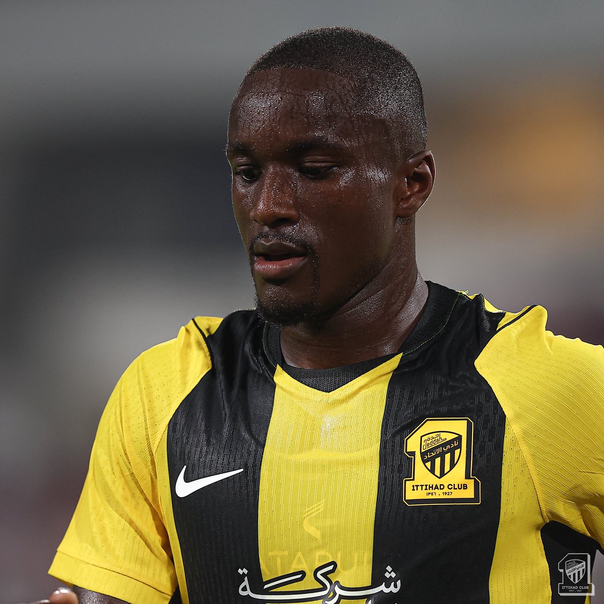 ittihad_en's tweet photo. ⚽️🏃‍♂️
 #Alittihad_AlJazira https://t.co/sPbBZkBzjS