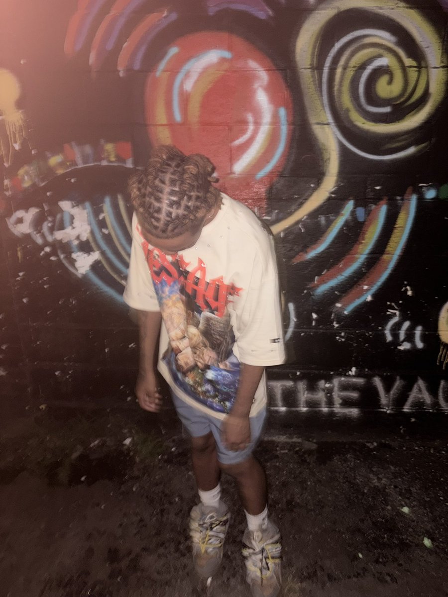 domoniic_'s tweet photo. Bend ova for papi￼ 
#detroit #michigan https://t.co/UpsiYwXJ3h