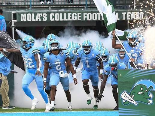officialxTLN's tweet photo. After a great conversation with @CoachDomino_1I'm blessed to receive an offer from @GreenWaveFB #AGTG
@CoachWhite_BADD @_Roderickharris @Duncanville_FB
@RamelBorner @allstarvisual @adamgorney @CoachRoland77 https://t.co/ZgDwriclGb