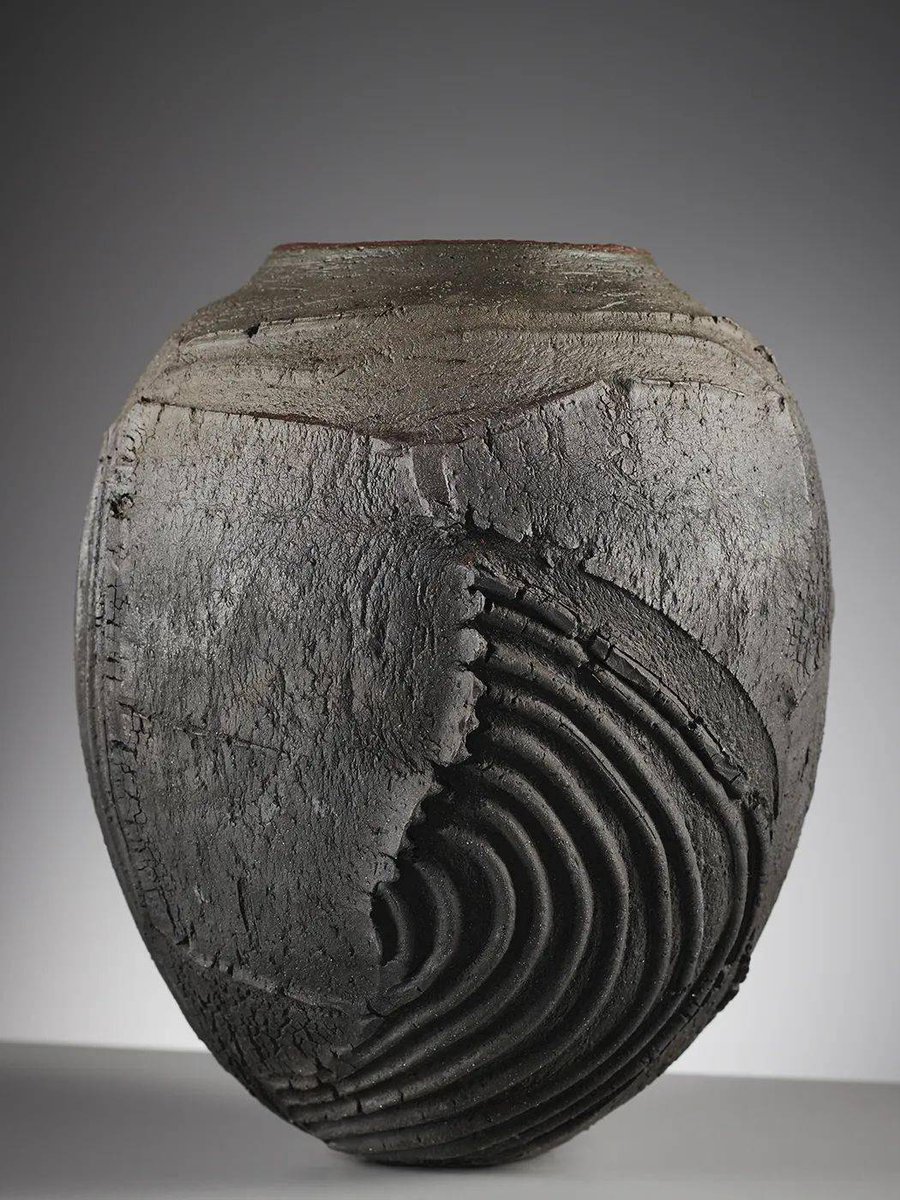 22kryto's tweet photo. Dive into the texture of hand-painted clay works today! Feel the warmth of art straight from the studio. https://t.co/VYc4vNsRyq