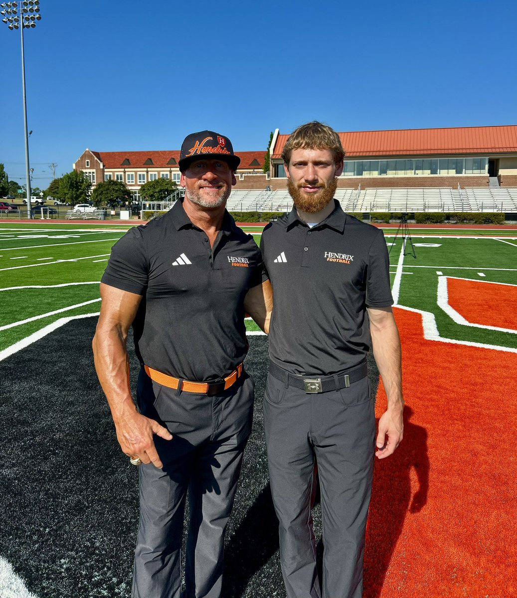 RussHeidiSLC's tweet photo. Nothing Better than Coaching with my Son @CPhil00 Assistant WR Coach! #501
@HendrixFootball https://t.co/3tVLDsTFOC