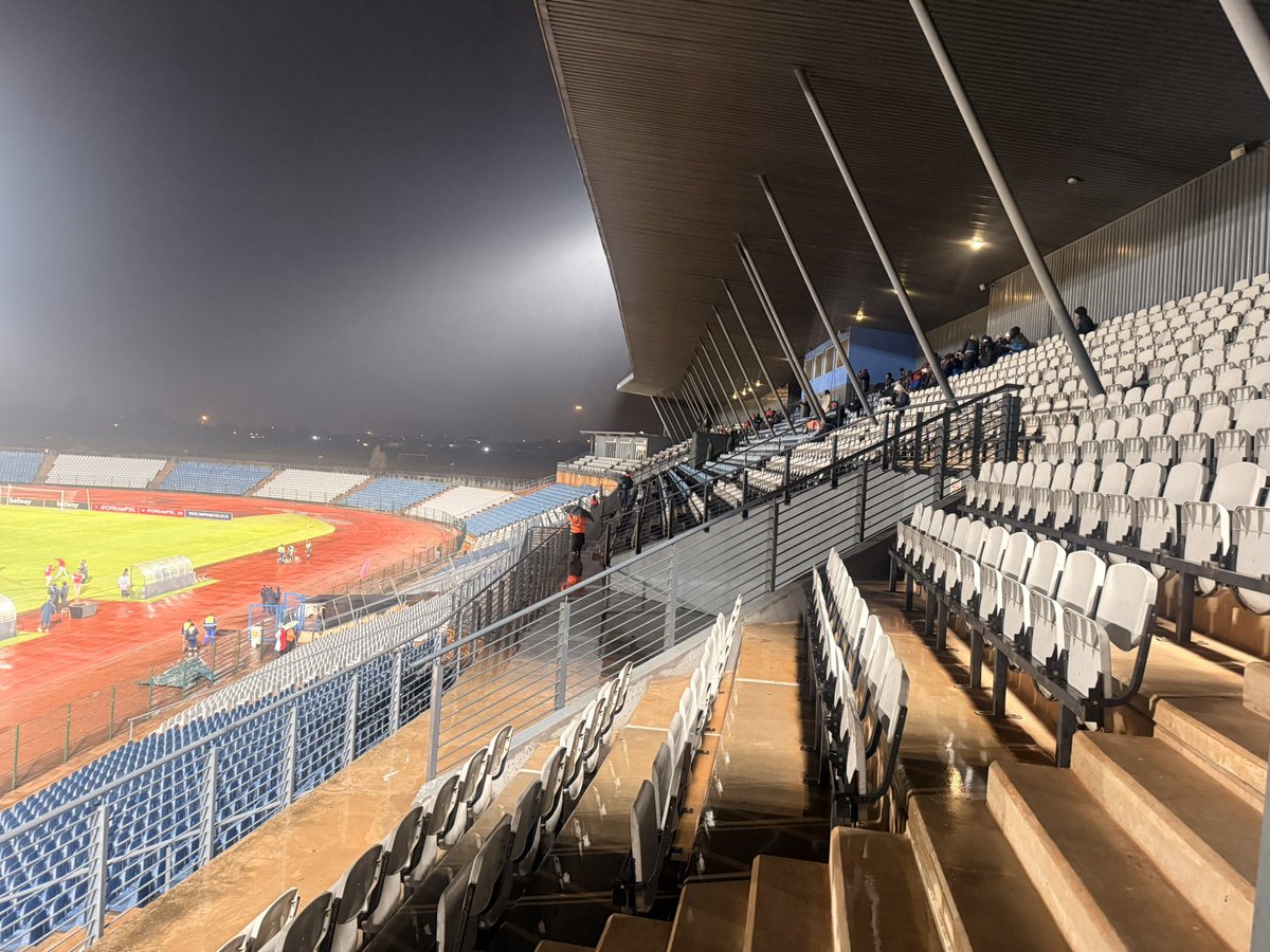 Velile_Mnyandu's tweet photo. 📍 Dobsonville stadium 🏟️
@ChippaUnitedFC vs @RichardsBayFC_
🥶 ❄️ Savota sathi kuyasetyenzwa!
#SABCSport411 | #PSL30 https://t.co/FQ4cDk5hXS