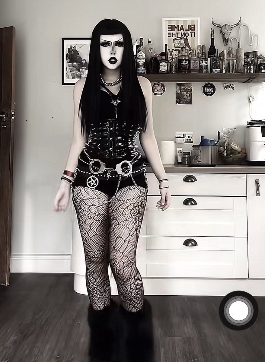 TL0VEB's tweet photo. @Ransom2026 @kirawontmiss Shes a fetishist poser these are real goths. Goth is a subculture for music and art, not running around bouncing your tits for views like a prostitute https://t.co/r7gaPC21ry