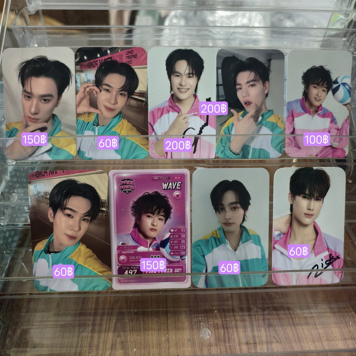 Yasosooooo's tweet photo. {WTS} ขายเท ลดราคาค่า 
ราคาตามรูป
รูปซ้าย ส่งฟรี ems
การ์ด ค่าส่ง40 ค่า 

Dmเลยค่ะ  

#กีฬาสีดูมันดิ2026
 #DMDSportsDay26Merch #ตลาดนัดดูมันดิ #ตลาดนัดdmd  #ตลาดนัดตี๋ตี๋ป๋อ #ตลาดนัดเก่งน้ำปิง https://t.co/xn9ujwxWku