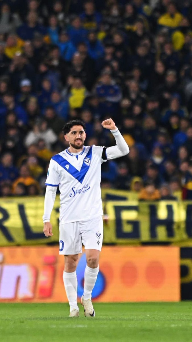 claudiocanriocc's tweet photo. #ColoColo aún no realiza una oferta formal por Diego Valdés.

No ha habido más avances, lo que da a entender que no llegará a #ColoColo.

#VélezSarsfield aún no cancela la deuda que tiene con el volante y esperan una oferta entre 500k y 700k USD para dejar salir al jugador. https://t.co/u68nAeBriI