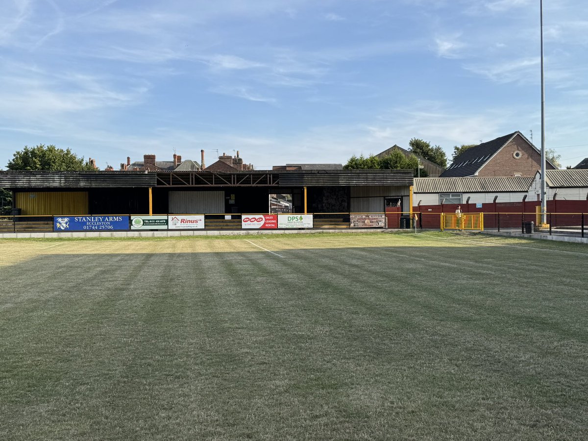 Padiham_FC's tweet photo. We’ve arrived at @PrescotCablesFC for tonight’s @NorthernPremLge fixture. Team news to follow
#UpTheStorks https://t.co/JCnjOEdZbJ