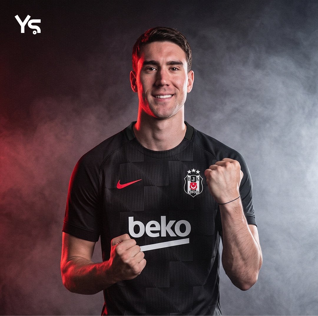 yagosabuncuoglu's tweet photo. 🚨 Beşiktaş, Dušan Vlahović ile 3 yıllık anlaşmaya vardı! https://t.co/CsZeHSfjVU