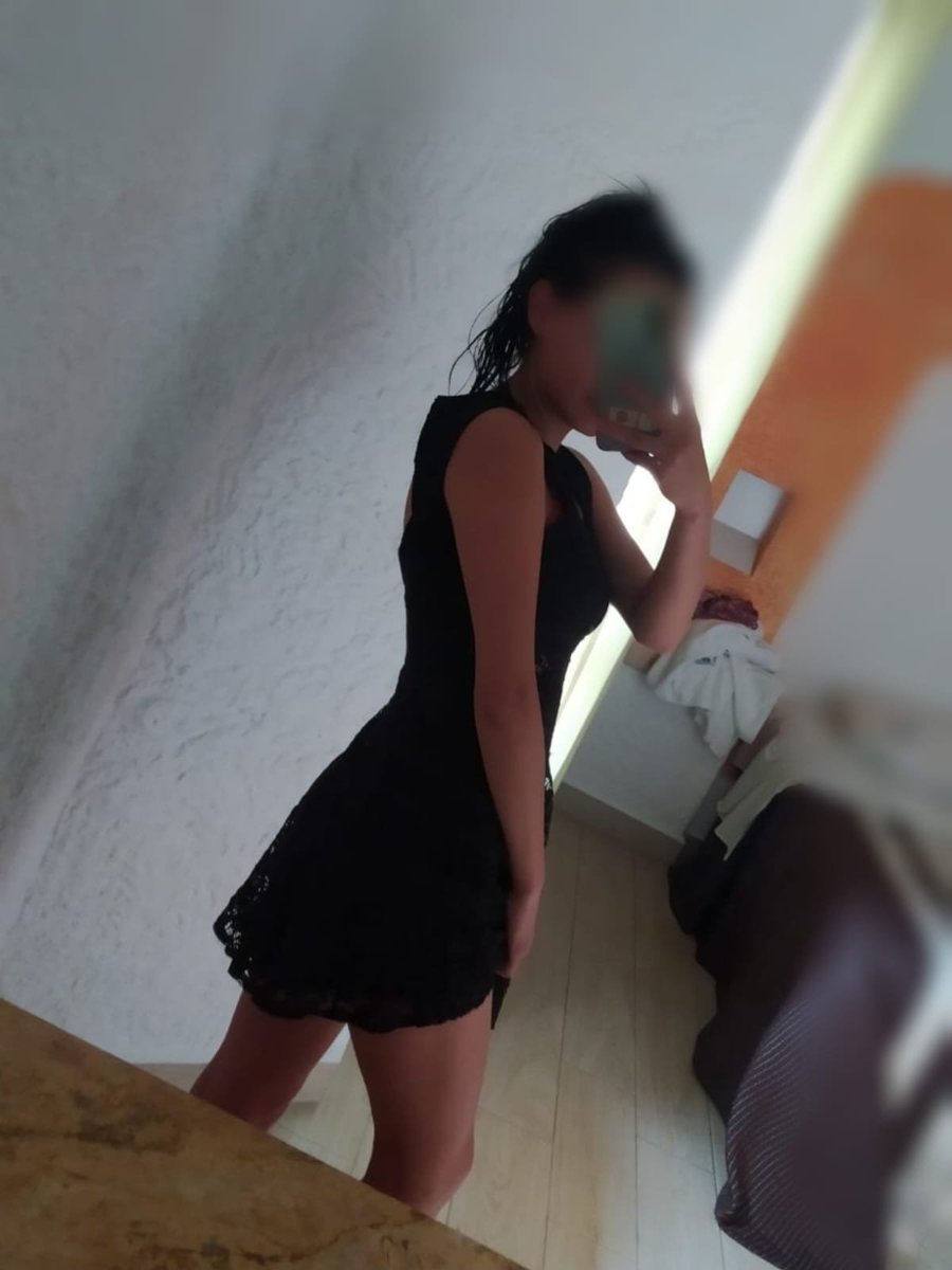 SandySandia0007's tweet photo. Unete a mi canal para conocer chicas hermosas 

https://t.co/GsqUnUopxd

#wata #felizmartes https://t.co/yJITY7vQcY