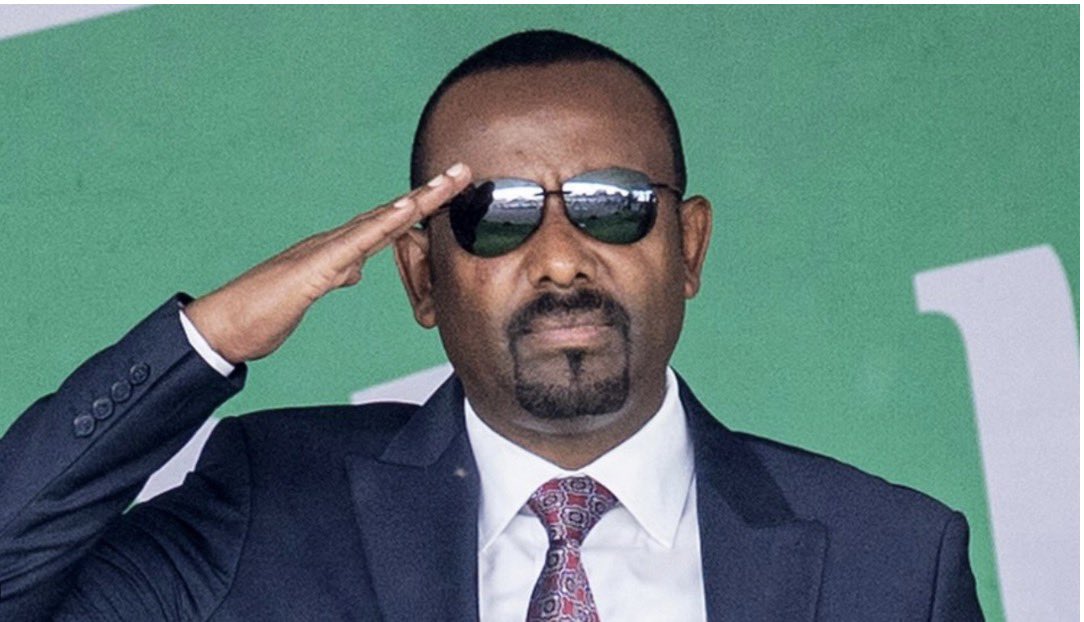 NatnaelMekonne7's tweet photo. “መንግሥት ካሸነፈ በኋላ የተሸነፈውን ኃይል በፕሪቶሪያው ስምምነት አስቀምጦ ተደራድሮ፣ በችግር ውስጥ የነበሩ ኃይሎችን ቀልቦ እና ብዙ ድጋፍ ሰጥቶ ለሰላም ያለውን ቁርጠኝነት አሳይቷል”
 
ጠቅላይ ሚኒስትር ዐቢይ አሕመድ (ዶ/ር) @AbiyAhmedAli https://t.co/P7L3KQqxz8